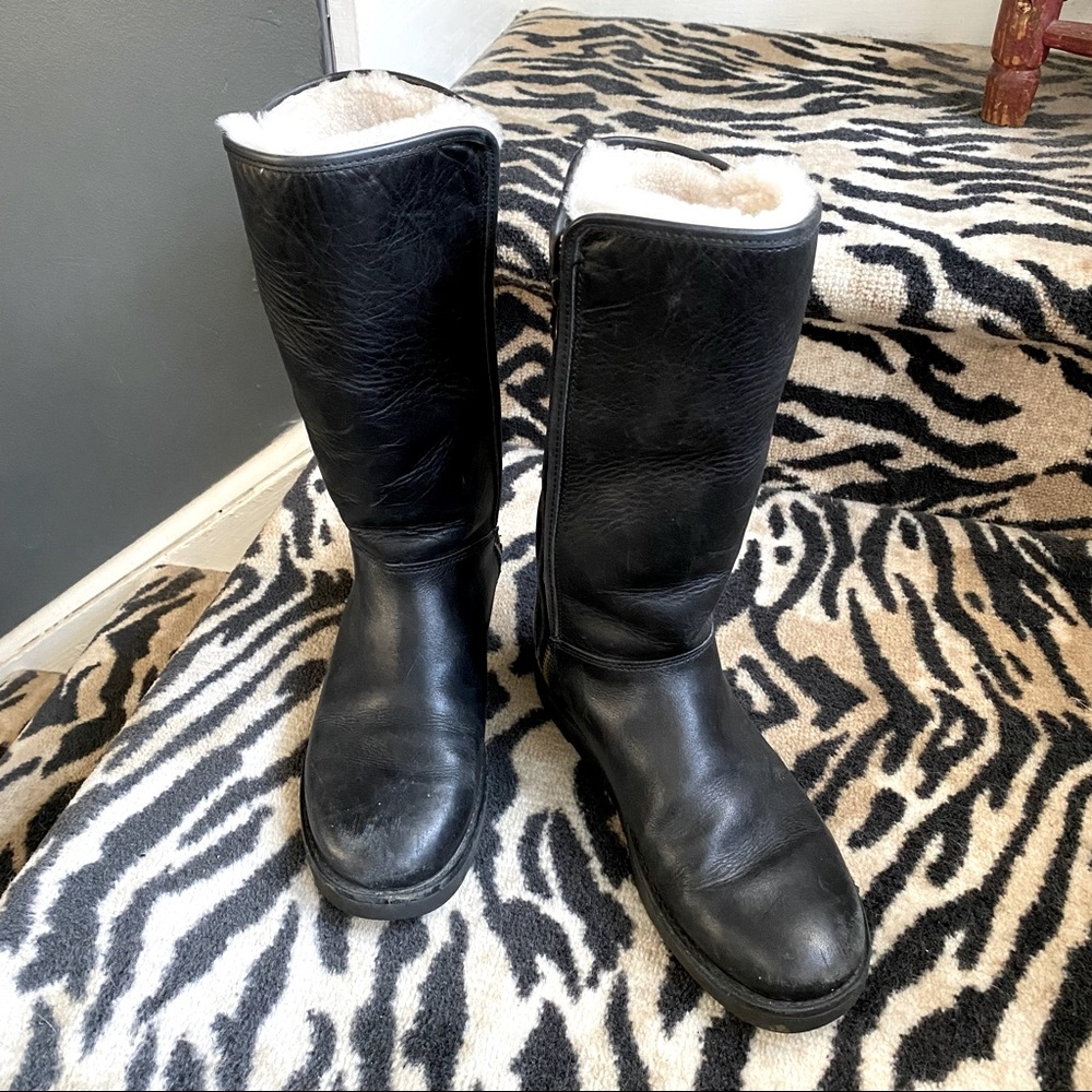 Ugg Abree Tall black leather boots